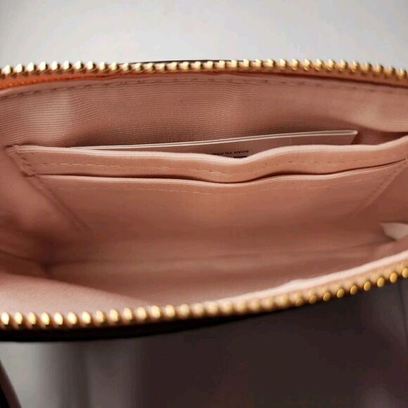 NWT COACH CZ442 Corner Zip Wristlet Clutch Bag Rosette Print Blush Pink Multi - Picture 3 of 3